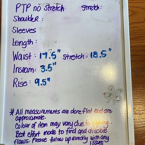 Lady Dutch 31” crème with gold  shimmer bubble hem shorts with pockets and zip - Picture 8 of 8